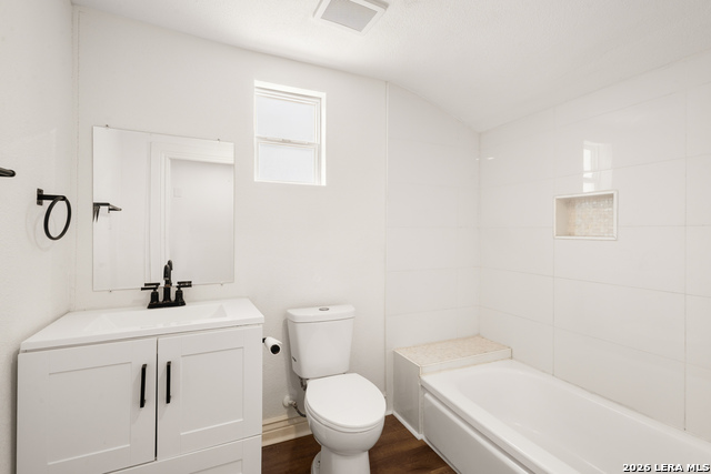 223 Porter St Property Photo 18