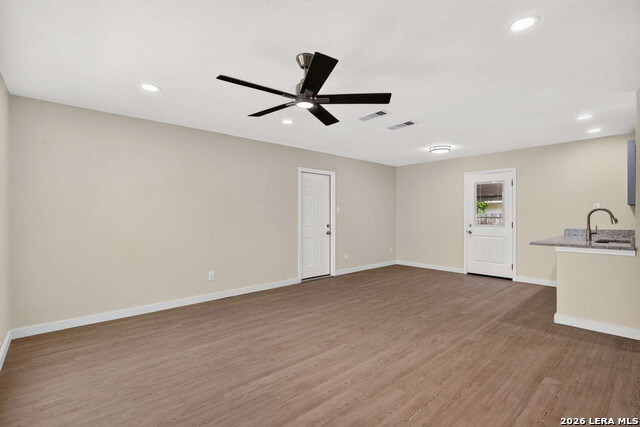5714 Bear Lake Dr Property Photo 3