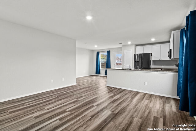5734 Mountain Pt Property Photo 5