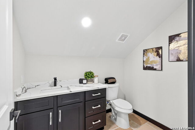140 County Road 6871 Property Photo 32