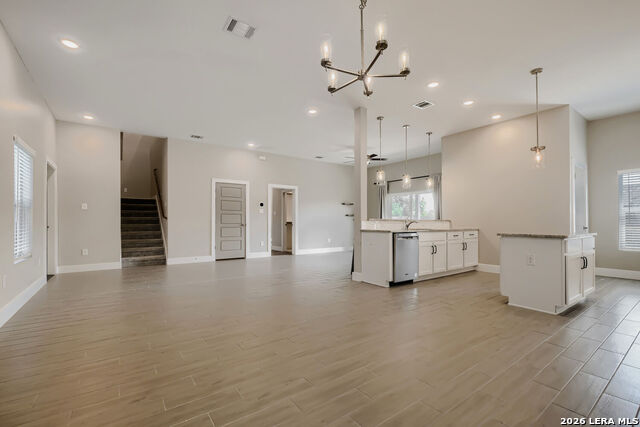 4303 Moss Ct Property Photo 4