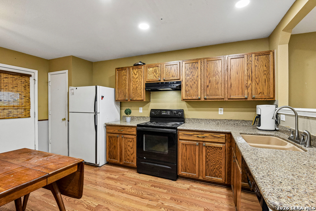 129 Katie Ct Property Photo 6