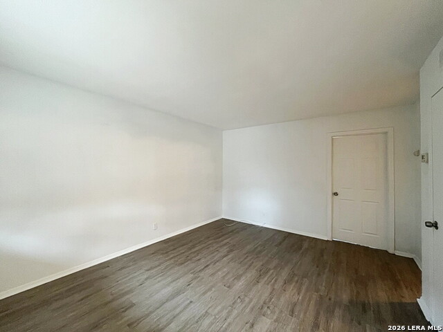 311 E San Antonio Property Photo 6