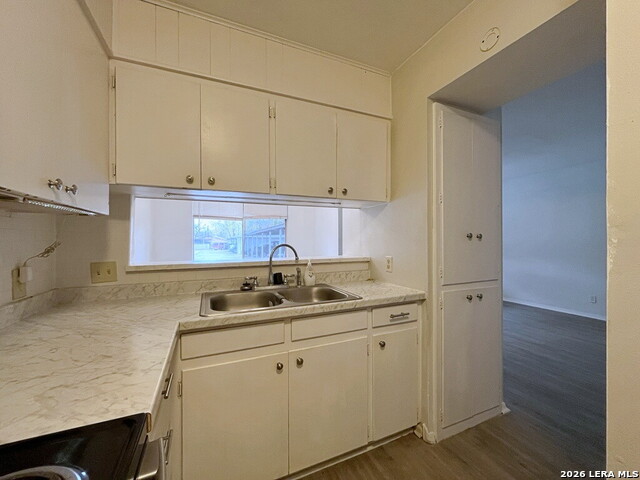 311 E San Antonio Property Photo 13