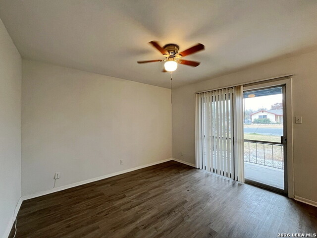 311 E San Antonio Property Photo 14