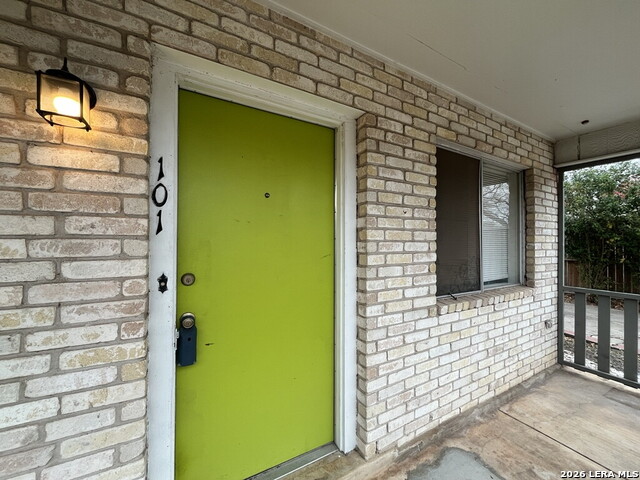 311 E San Antonio Property Photo 23