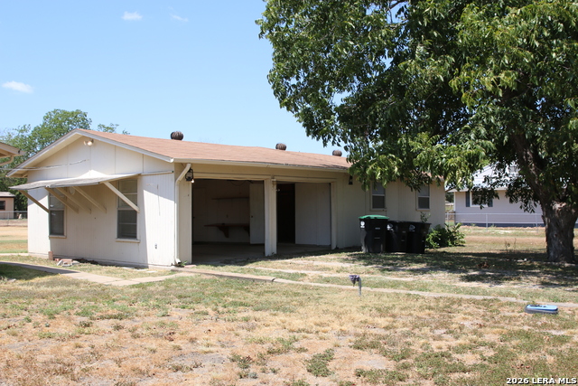 901 Houston Property Photo 5