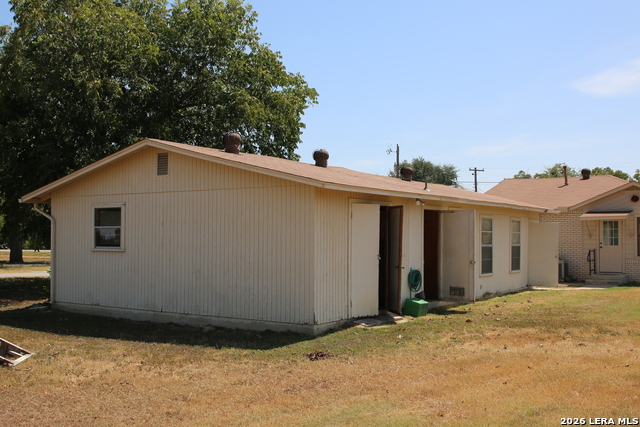 901 Houston Property Photo 8