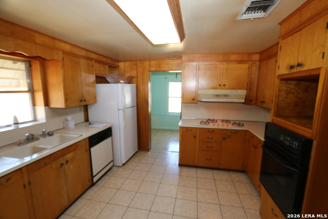 901 Houston Property Photo 11
