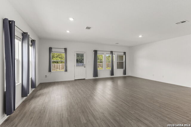 1615 Day Lily Property Photo 5