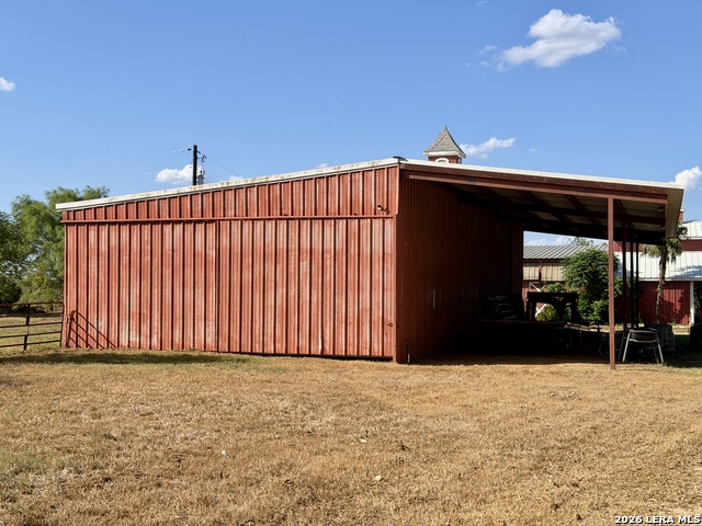 2710 N State Highway 80 Property Photo 4