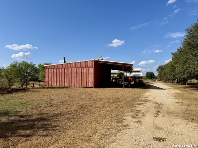 2710 N State Highway 80 Property Photo 5