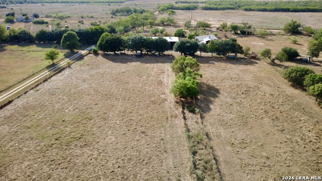 2710 N State Highway 80 Property Photo 10