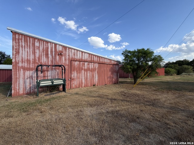 2710 N State Highway 80 Property Photo 18