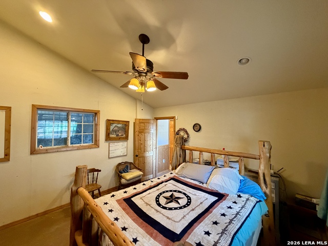 2710 N State Highway 80 Property Photo 38