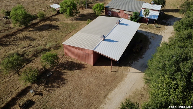 2710 N State Highway 80 Property Photo 45