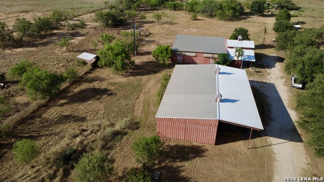 2710 N State Highway 80 Property Photo 46