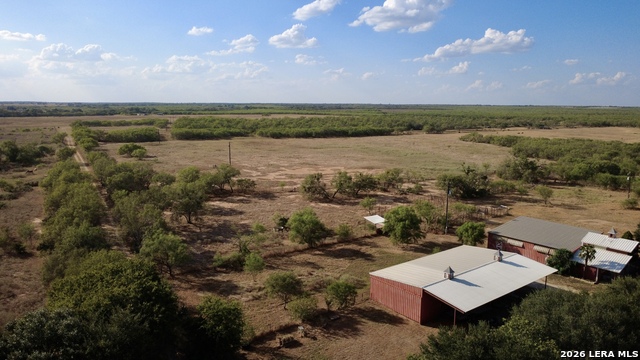 2710 N State Highway 80 Property Photo 52