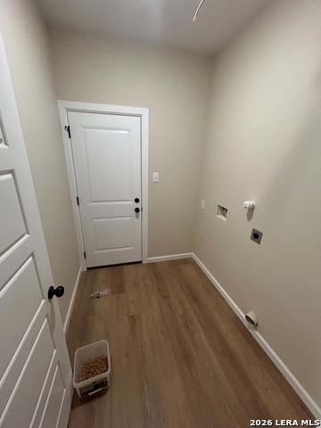 504 Hickory St Property Photo 5