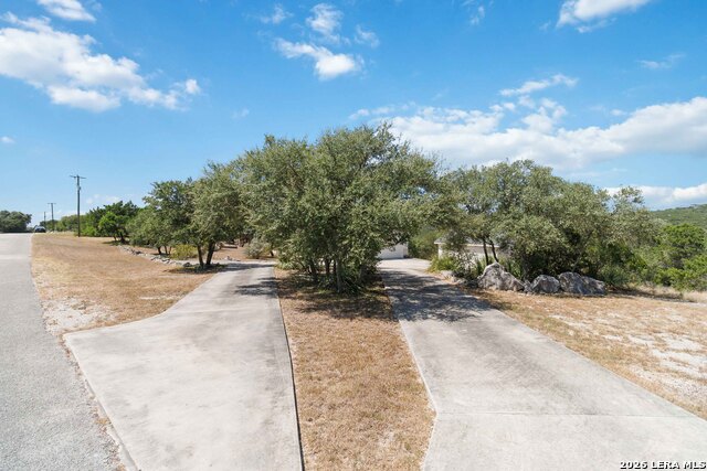 410 County Road 2748 Property Photo 43