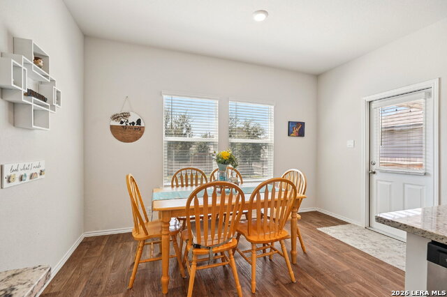 1242 Yellow Warbler Property Photo 16