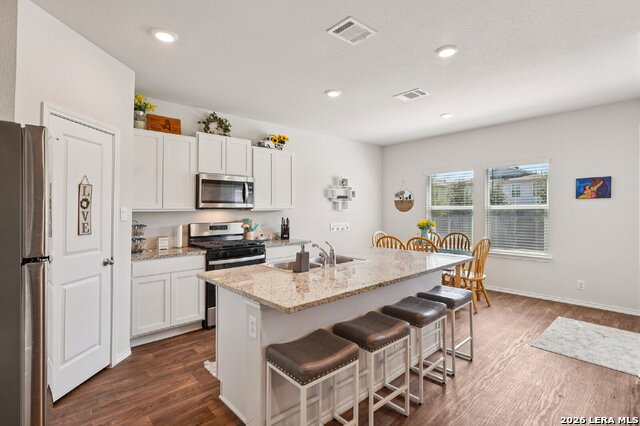 1242 Yellow Warbler Property Photo 18