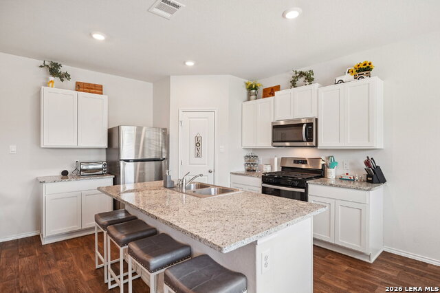 1242 Yellow Warbler Property Photo 20