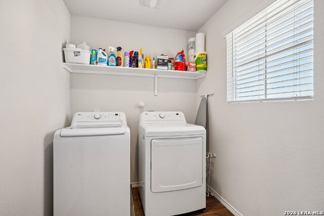 1242 Yellow Warbler Property Photo 36