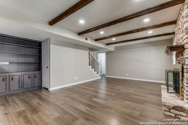 10215 Charter Ridge Property Photo 9