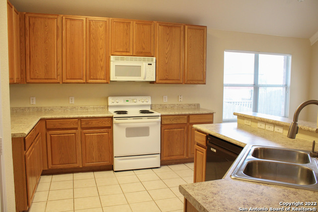 1331 Arrow Bow Property Photo 11
