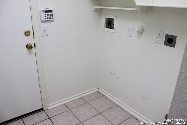 1331 Arrow Bow Property Photo 28