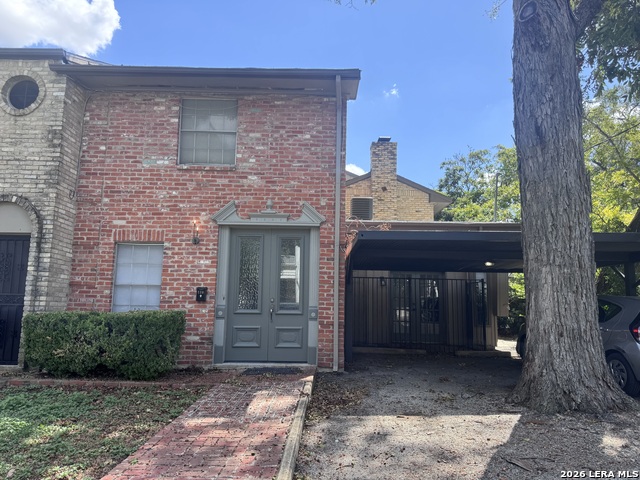 230 W Craig Pl Property Photo 2