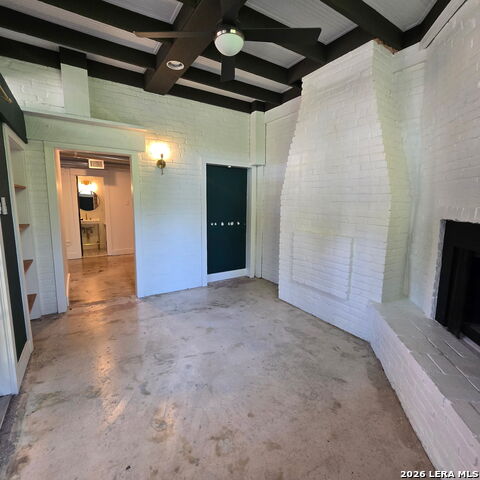 230 W Craig Pl Property Photo 9