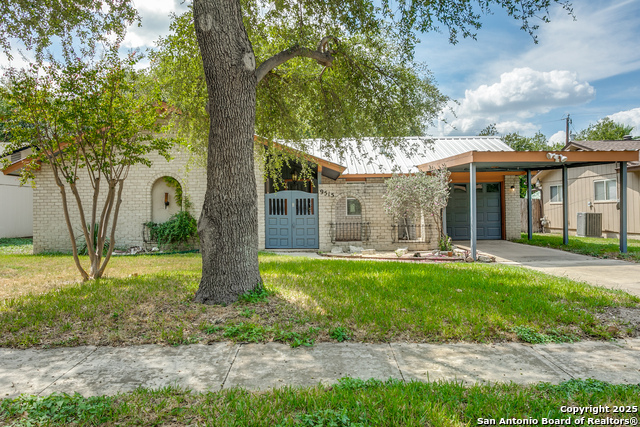 9515 Reece Dr Property Photo 1