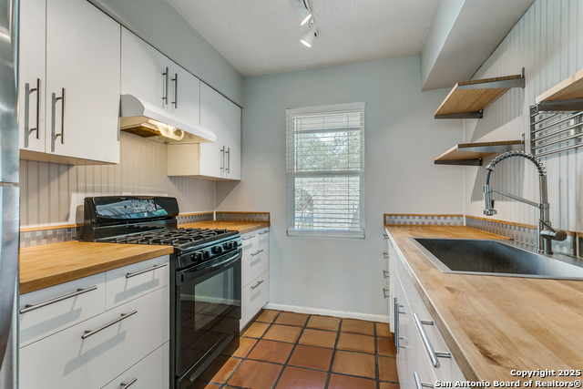 9515 Reece Dr Property Photo 9