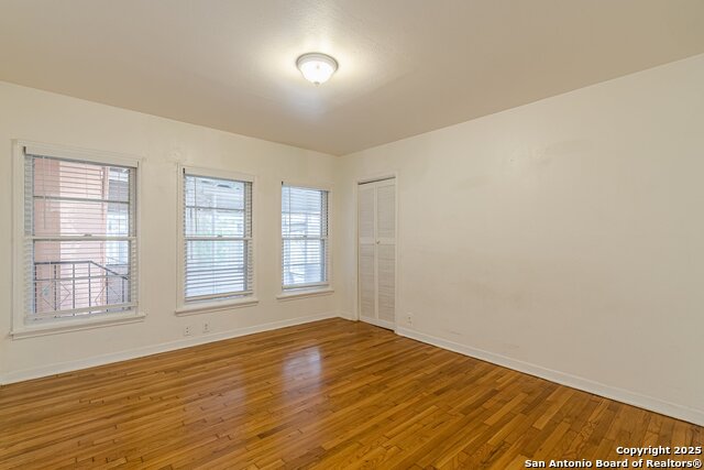 416 Alexander Hamilton Property Photo 14
