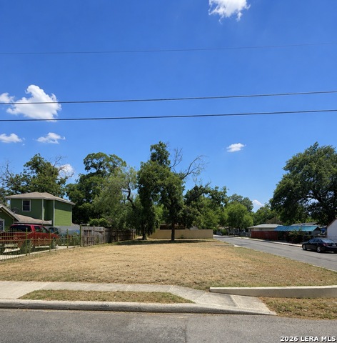 403 S San Bernardo Ave Property Photo 4