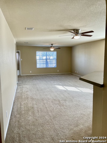 1422 Dove Bend Property Photo 7