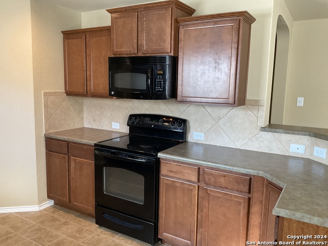1422 Dove Bend Property Photo 14