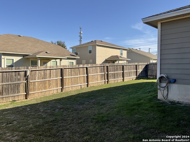 1422 Dove Bend Property Photo 27