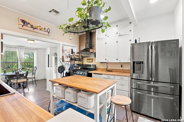 1604 J St Property Photo 14