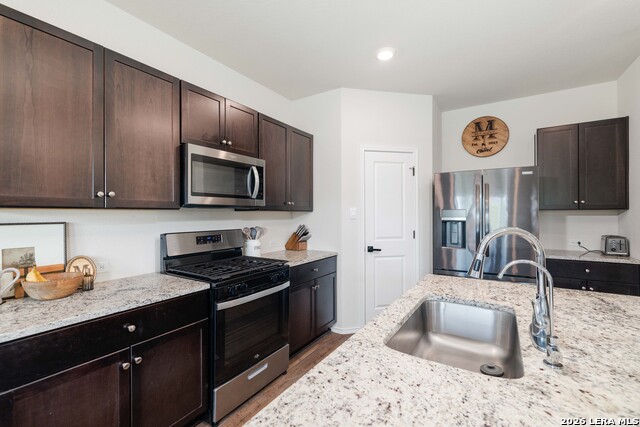 5024 Snap Hook Property Photo 9