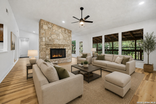 2163 Encino Loop Property Photo 11