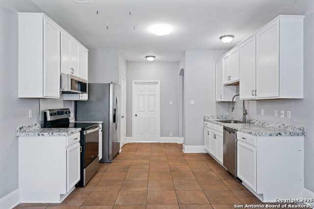 251 Red Hawk Rdg Property Photo 2