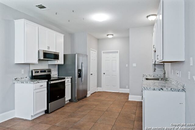251 Red Hawk Rdg Property Photo 7