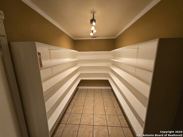 8007 Sunshine Trail Dr Property Photo 25