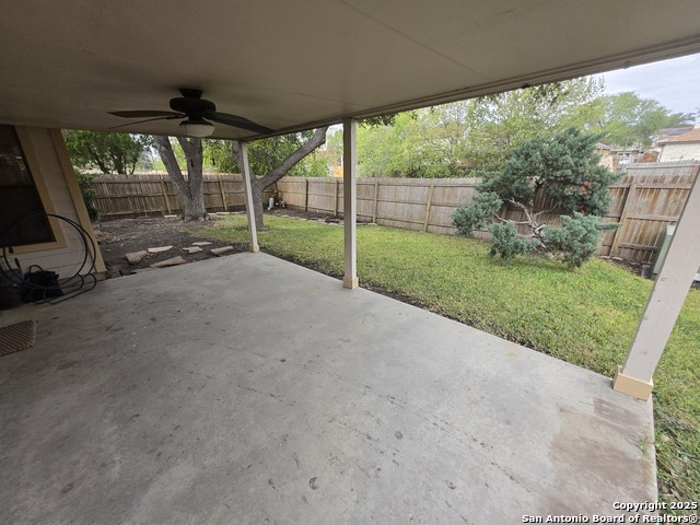 8007 Sunshine Trail Dr Property Photo 47