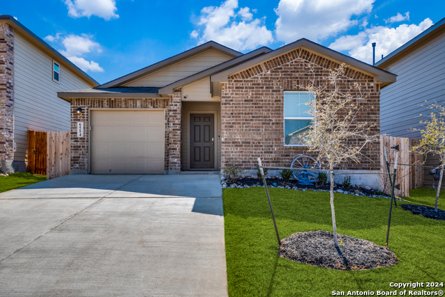 6554 Tempo Switch Property Photo 1