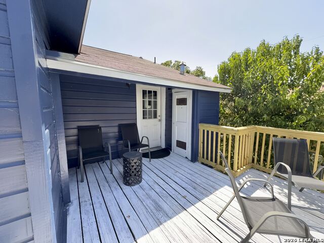 1407 Steves Property Photo 31