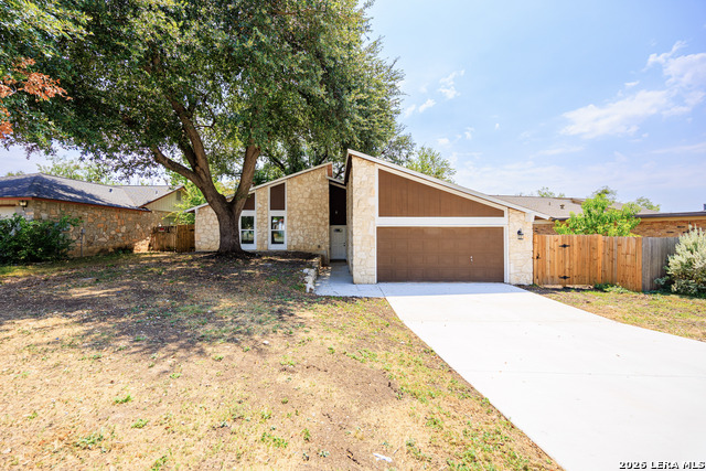 12238 Ecksminster Property Photo 1